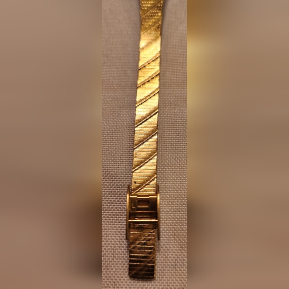 Like New 1990s Pierre Cardin Gold Watch with black watch face - Picture 2 of 13